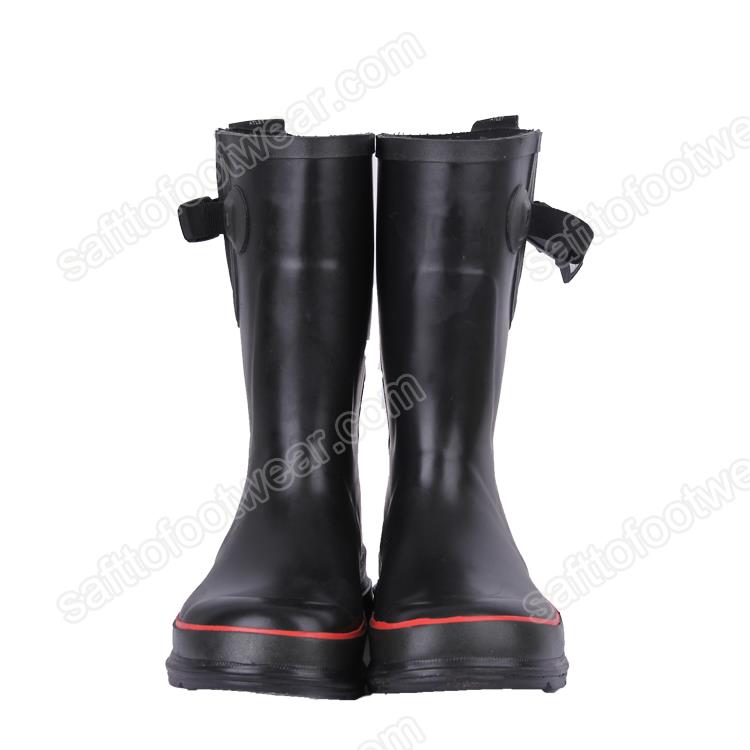 Environmentally Friendly Rubber Rain Boots.jpg